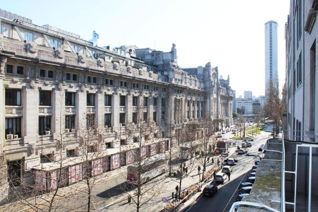 Guesthouse Central Station Group - Via Sammartini 15 Milan Exterior photo